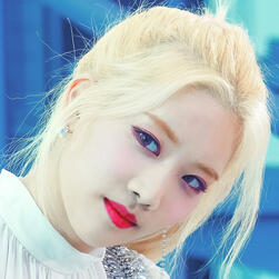 Kim Lip